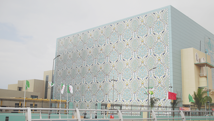 MURAL DEL CENTRO DE CONVENCIONES
• ORÁN • ARGELIA