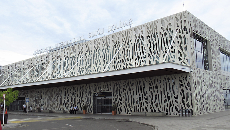 AEROPUERTO DE SANTA MARTA • COLOMBIA